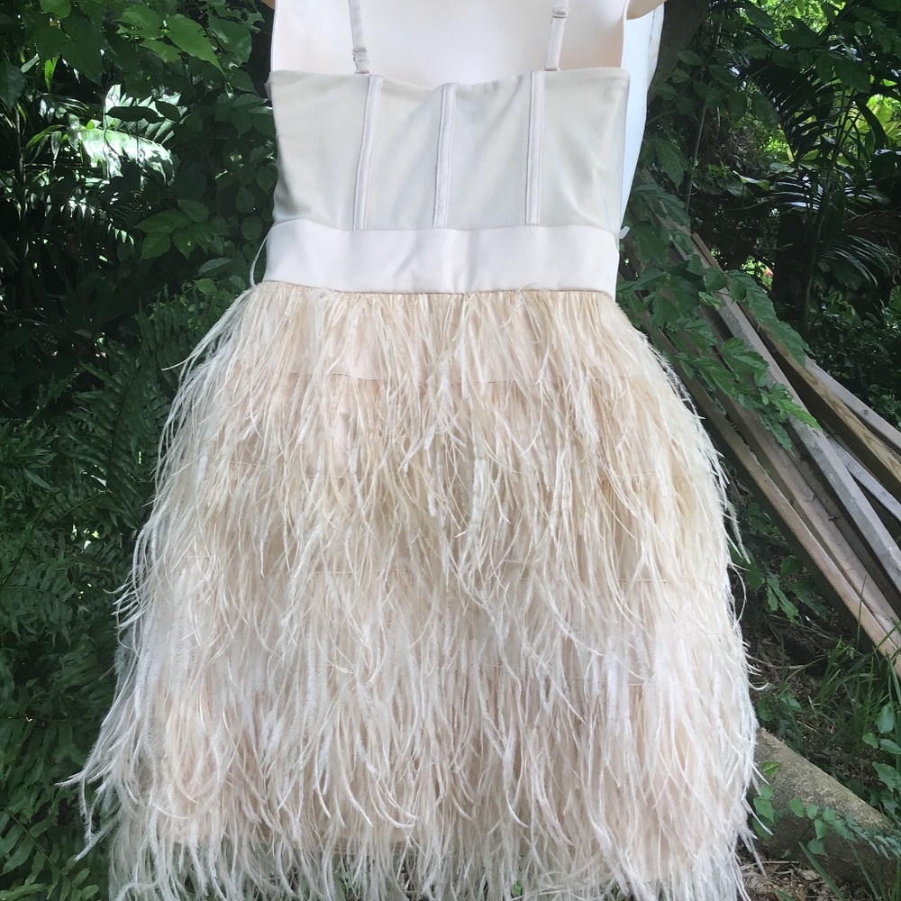 BeBe dress with feathers and studs - Picture 8 of 10